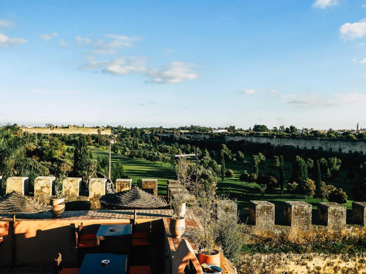 Golf Stinia 1